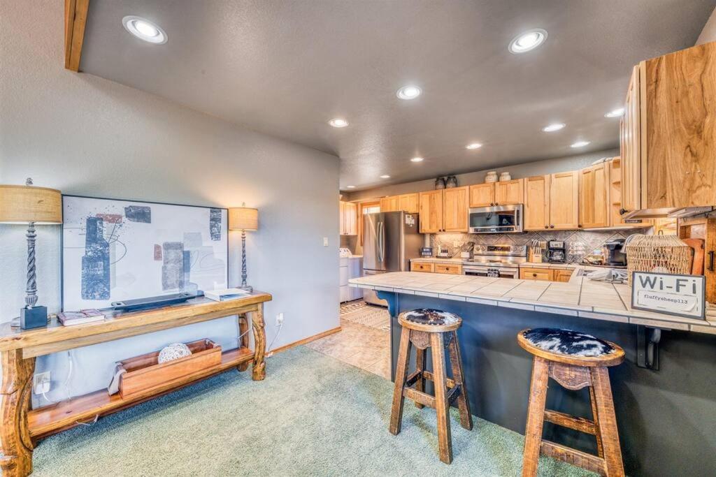 Perk Canyon Hidden Acres-Hot Tub-Gas Fireplace Ruidoso Exteriör bild